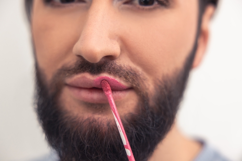 make-up-dragen-als-man make-up-dragen-als-man